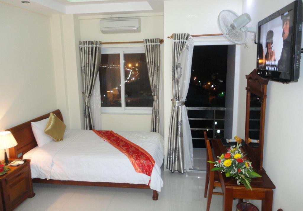 Hoang Yen Canary Hotel Quy Nhon Exterior photo